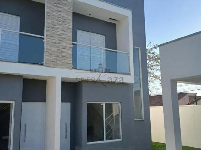 Casa venda em Região Imediata de São José dos Campos, Região Metropolitana do Vale do Paraíba e Litoral Norte