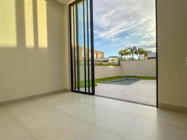 Casa venda em Região Geográfica Imediata de Goiânia, Goiânia