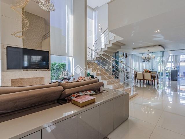 Casa aluguel em Região Geográfica Imediata de Porto Alegre, Região Metropolitana de Porto Alegre
