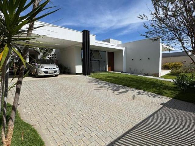 Casa venda em Região Geográfica Imediata do Distrito Federal, Região Integrada de Desenvolvimento do Distrito Federal e Entorno