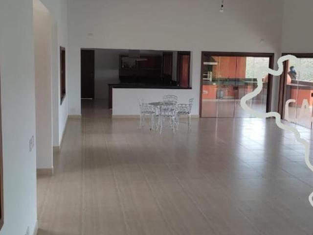 Casa venda em Região Imediata de São José dos Campos, Região Metropolitana do Vale do Paraíba e Litoral Norte