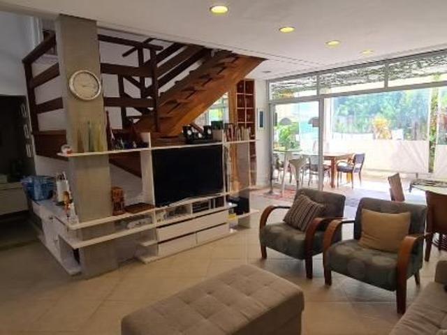 Casa aluguel em Baleia, São Sebastião