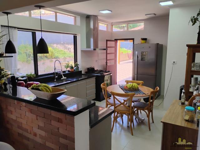 Casa venda em Região Imediata de São José dos Campos, Região Metropolitana do Vale do Paraíba e Litoral Norte