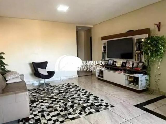 Casa venda em Região Geográfica Imediata do Distrito Federal, Região Integrada de Desenvolvimento do Distrito Federal e Entorno