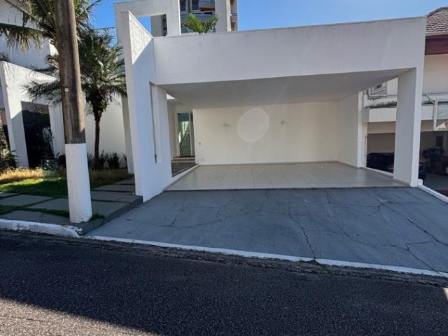 Casa aluguel em Região Imediata de São José dos Campos, Região Metropolitana do Vale do Paraíba e Litoral Norte