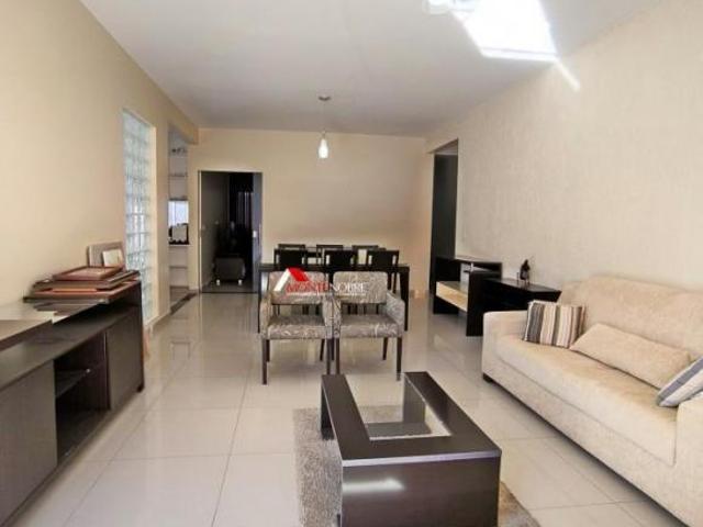 Casa venda em Região Geográfica Imediata do Distrito Federal, Região Integrada de Desenvolvimento do Distrito Federal e Entorno