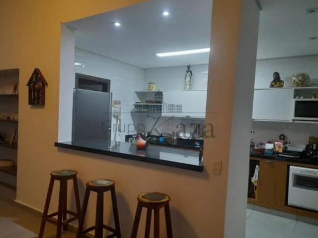 Casa venda em Região Imediata de Caraguatatuba-Ubatuba-São Sebastião, Região Metropolitana do Vale do Paraíba e Litoral Norte