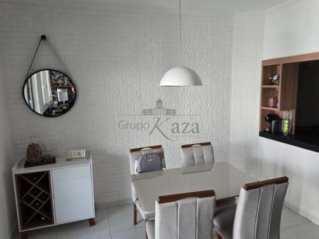 Casa venda em Região Imediata de São José dos Campos, Região Metropolitana do Vale do Paraíba e Litoral Norte