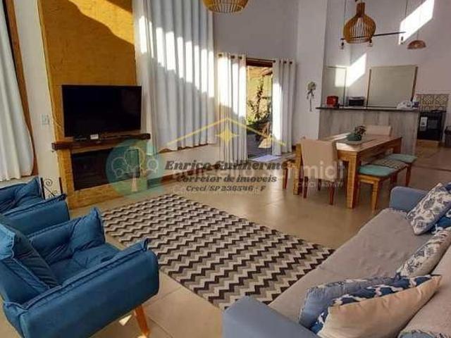 Casa venda em Região Imediata de Taubaté-Pindamonhangaba, Região Metropolitana do Vale do Paraíba e Litoral Norte