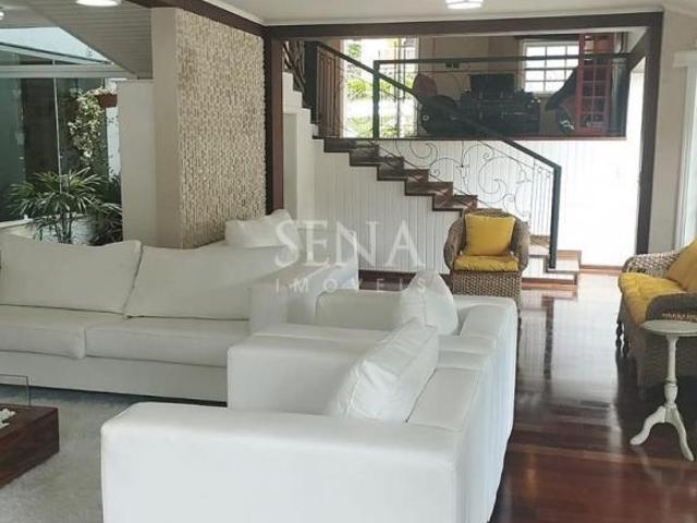 Casa venda em Região Imediata de Taubaté-Pindamonhangaba, Região Metropolitana do Vale do Paraíba e Litoral Norte