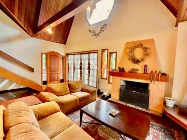 Casa venda em Campos do Jordão