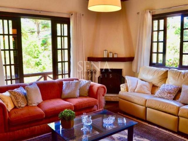 Casa venda em Região Imediata de Taubaté-Pindamonhangaba, Região Metropolitana do Vale do Paraíba e Litoral Norte