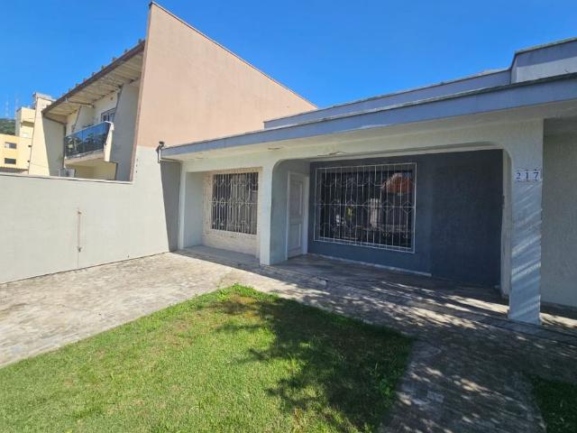 Casa aluguel em Região Geográfica Imediata de Itajaí, Itajaí