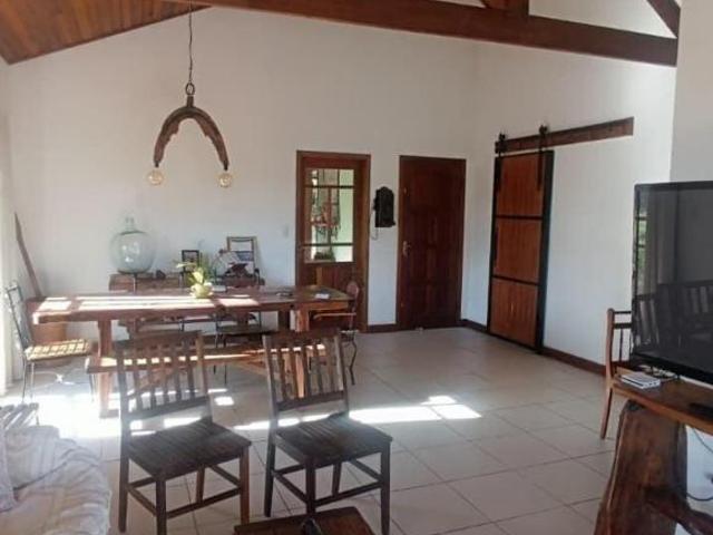 Casa venda em Guararema