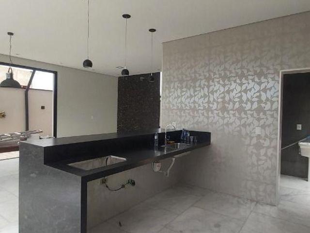 Casa venda em Holambra