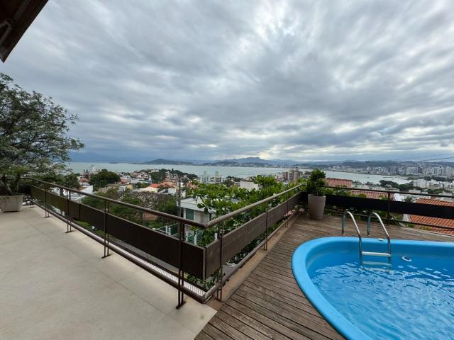 Casa venda em Região Geográfica Imediata de Florianópolis, Desterro