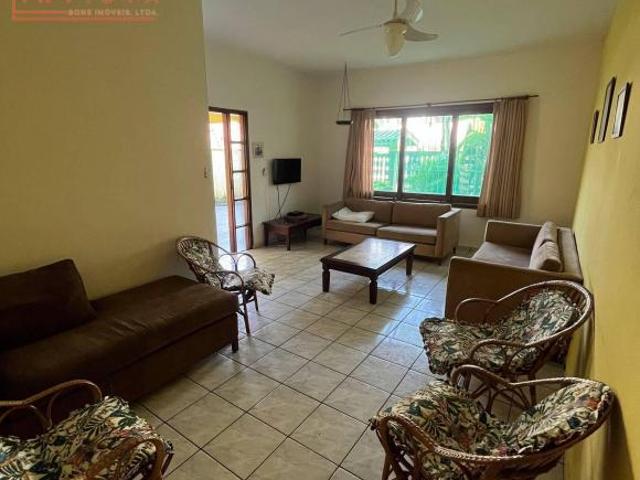 Casa venda em Jardim Califórnia, Caraguatatuba