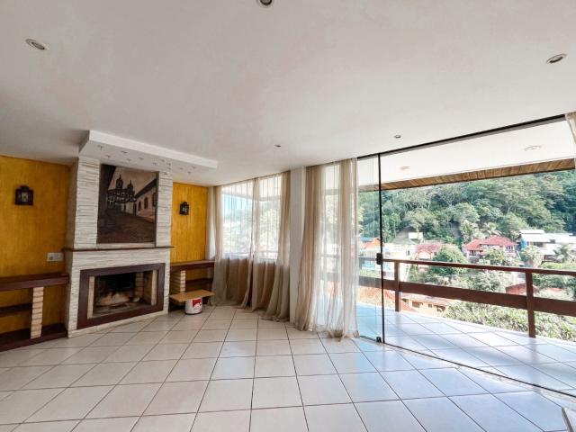 Casa aluguel em Região Geográfica Imediata do Rio de Janeiro, Região Metropolitana do Rio de Janeiro
