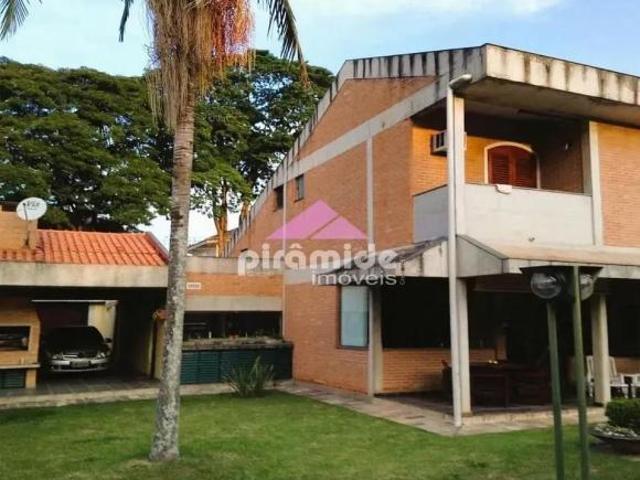 Casa venda em Região Imediata de São José dos Campos, Região Metropolitana do Vale do Paraíba e Litoral Norte