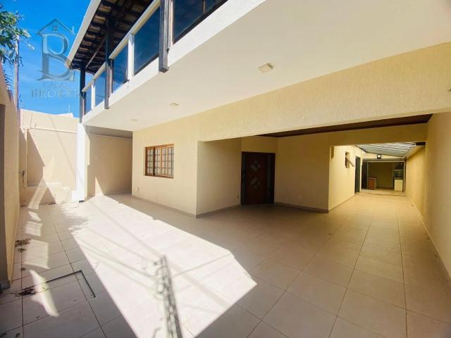 Casa venda em Região Imediata de Marília, Marília