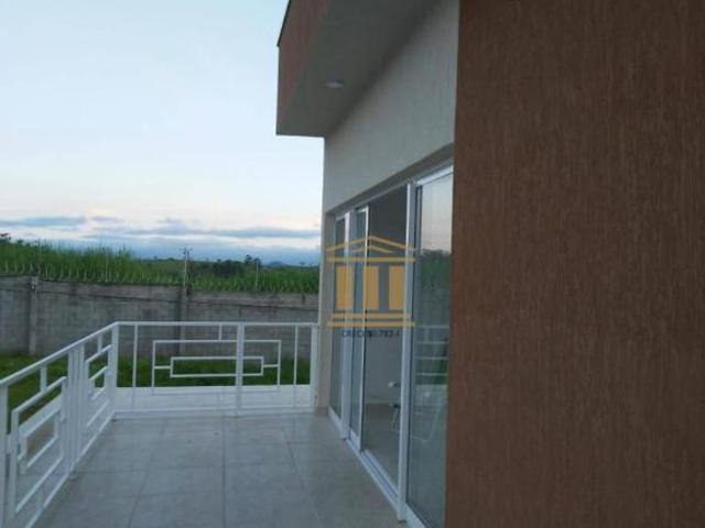 Casa venda em Região Imediata de São José dos Campos, Região Metropolitana do Vale do Paraíba e Litoral Norte
