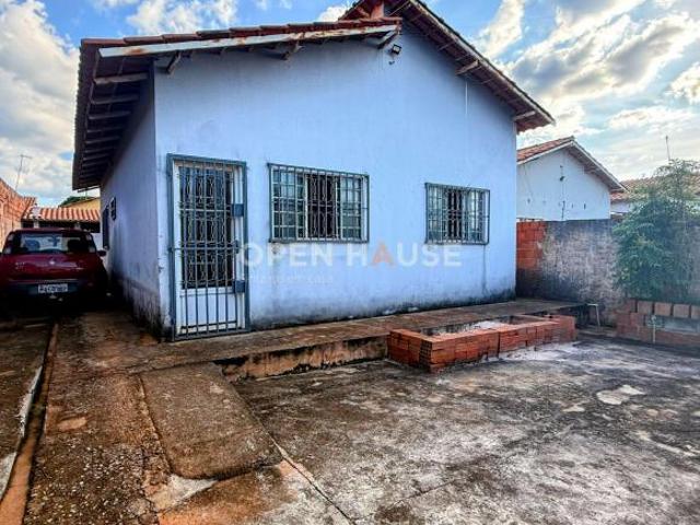 Casa venda em Região Geográfica Imediata de Águas Lindas de Goiás, Região Integrada de Desenvolvimento do Distrito Federal e Entorno
