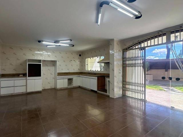 Casa aluguel em Vila Cordenonsi, Americana