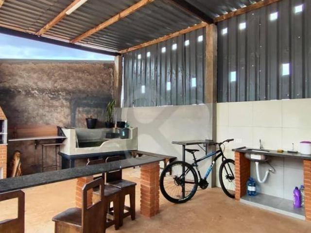 Casa venda em Região Geográfica Imediata de Londrina, Londrina