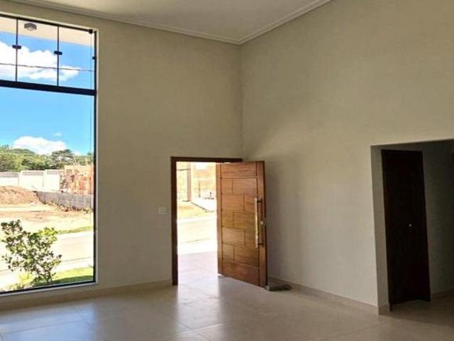Casa venda em Região Imediata de Taubaté-Pindamonhangaba, Região Metropolitana do Vale do Paraíba e Litoral Norte