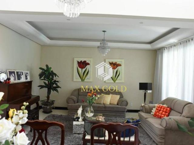 Casa venda em Região Imediata de Taubaté-Pindamonhangaba, Região Metropolitana do Vale do Paraíba e Litoral Norte