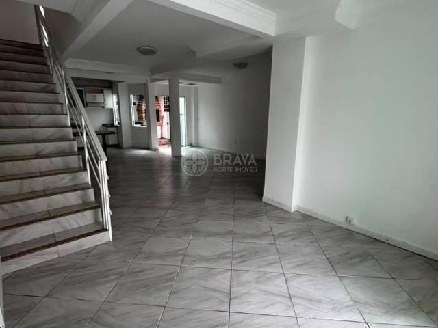 Casa aluguel em Nações, Balneário Camboriú