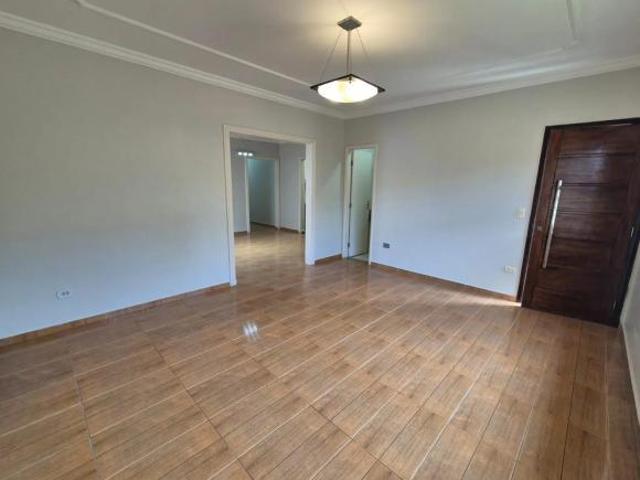 Casa venda em Região Geográfica Imediata de Londrina, Londrina