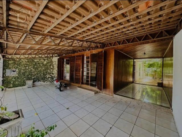 Casa venda em Região Imediata de Marília, Marília