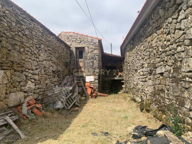 Casa venda em Covelo Do Gerez, Vila Real