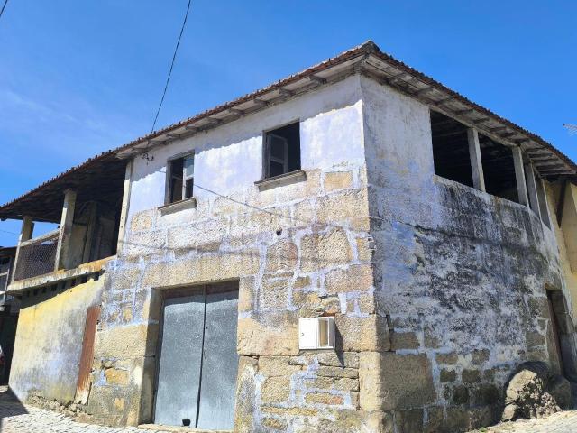 Casa venda em Torre de Ervededo, Chaves
