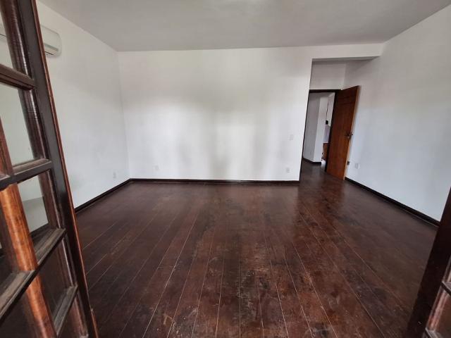 Casa aluguel em Região Geográfica Imediata do Rio de Janeiro, Região Metropolitana do Rio de Janeiro