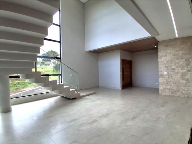 Casa venda em Região Geográfica Imediata de Londrina, Londrina