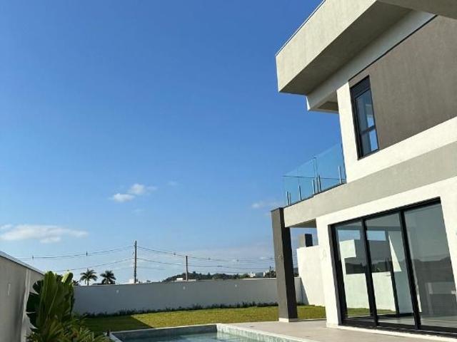 Casa venda em Região Geográfica Imediata de Itajaí, Camboriú
