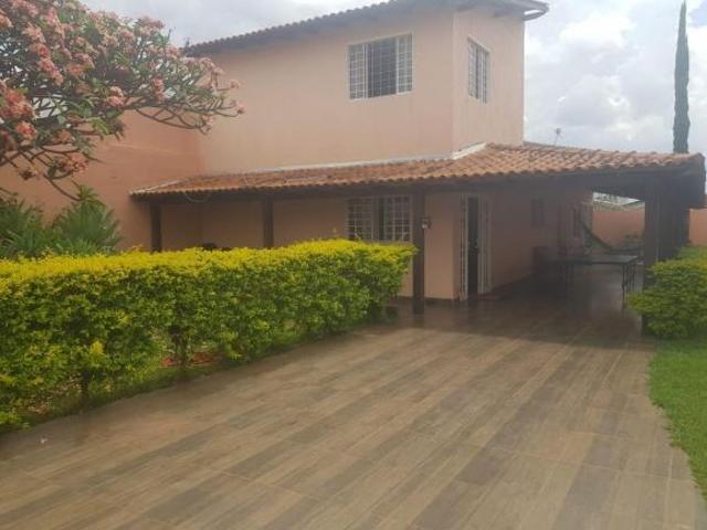 Casa venda em Região Geográfica Imediata do Distrito Federal, Região Integrada de Desenvolvimento do Distrito Federal e Entorno