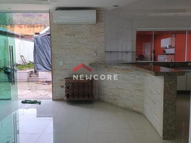 Casa venda em Balneário Santa Martha, Caraguatatuba