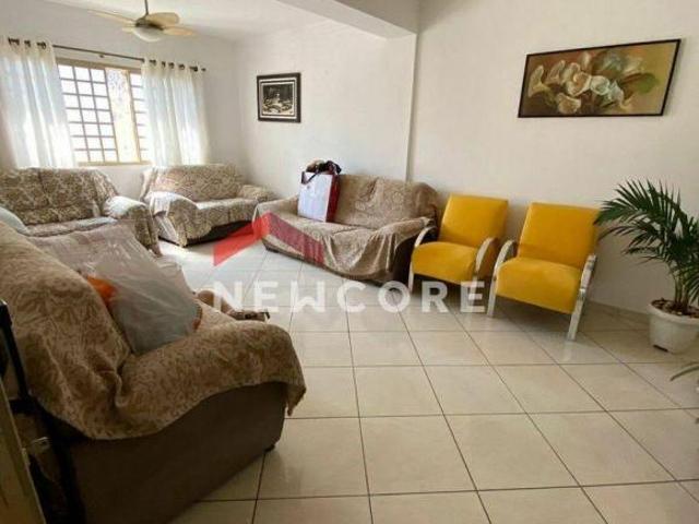 Casa venda em Região Imediata de Taubaté-Pindamonhangaba, Região Metropolitana do Vale do Paraíba e Litoral Norte