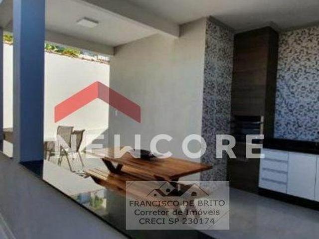 Casa venda em Região Imediata de Cruzeiro, Região Metropolitana do Vale do Paraíba e Litoral Norte