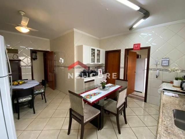 Casa venda em Região Imediata de Bauru, Bauru