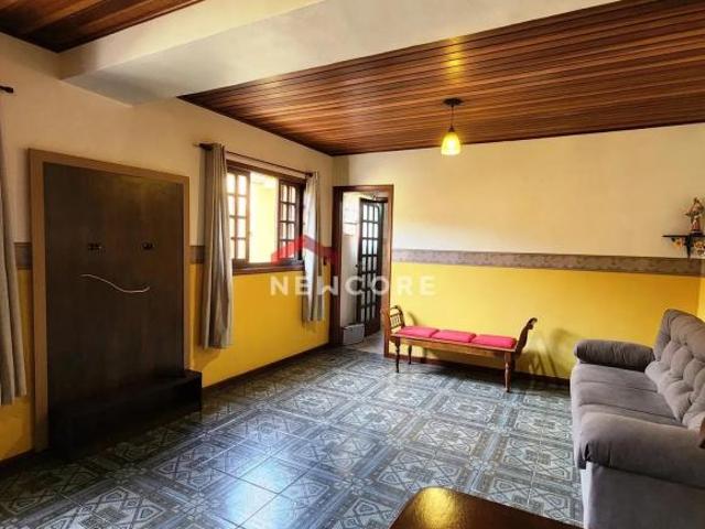 Casa venda em Região Imediata de Taubaté-Pindamonhangaba, Região Metropolitana do Vale do Paraíba e Litoral Norte