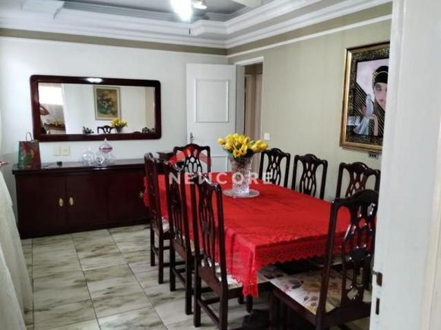 Casa venda em Região Imediata de Bauru, Bauru