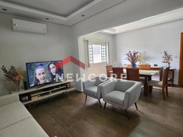 Casa venda em Região Imediata de Bauru, Bauru