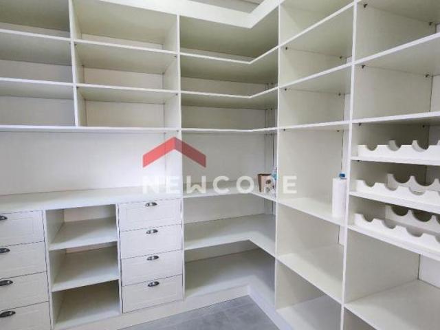 Casa venda em Região Imediata de Taubaté-Pindamonhangaba, Região Metropolitana do Vale do Paraíba e Litoral Norte