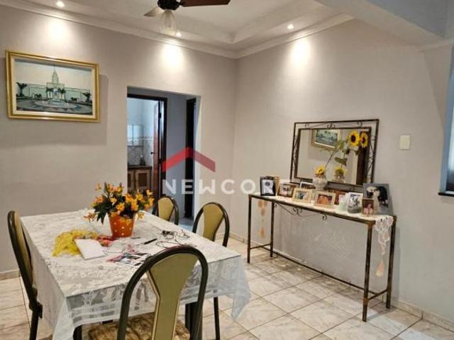 Casa venda em Região Imediata de Bauru, Bauru