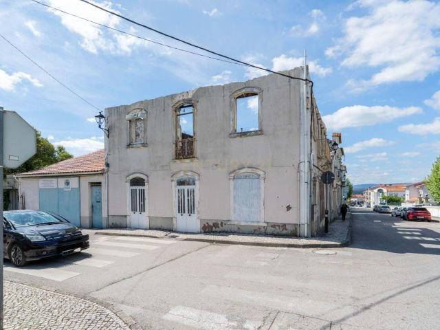 Casa venda em Ramalhais, Lousã