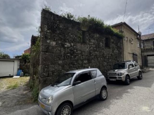 Casa venda em Lobão da Beira, Tondela